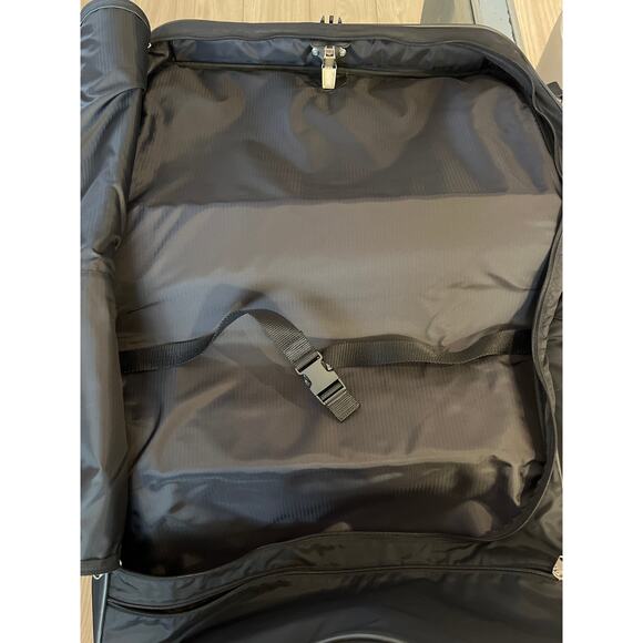 RARE Vintage Coach Garmet Bag Leather Trim Lots of Pockets - Picture 15 of 16